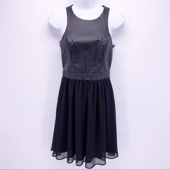 BCBG Black Faux Leather and Lace Mini Dress Sz 0 - Picture 1 of 9